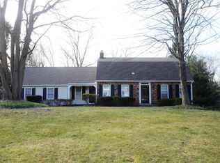 840 Kings Ct, Middletown, NJ 07748