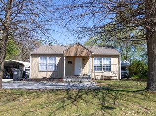 1001 S Turner St, Springdale, AR 72764