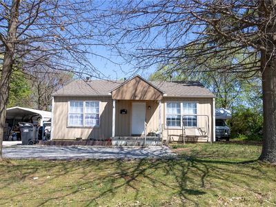 1001 S Turner St, Springdale, AR, 72764