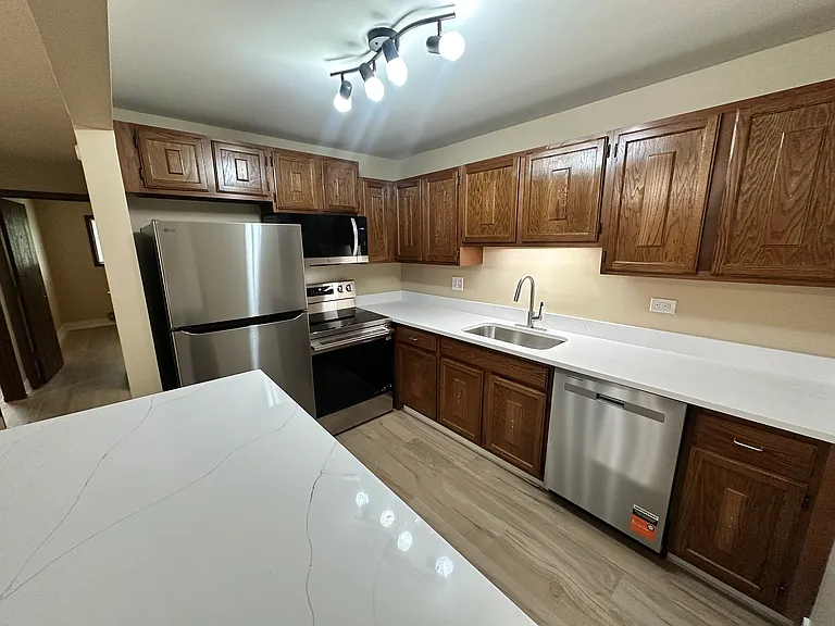 1856 N Goodwin Dr #1B — Photo 13