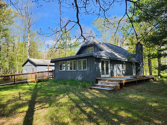 3rd image of 1041 Wolf Lake Dr