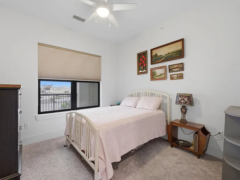 199 Waterpoint Ct #202 — Photo 31
