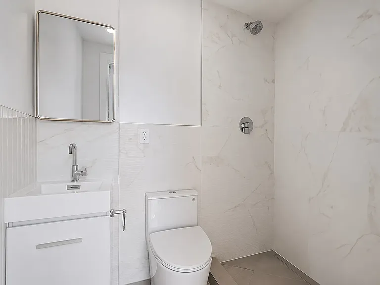 371 Broome St #18 — Photo 7
