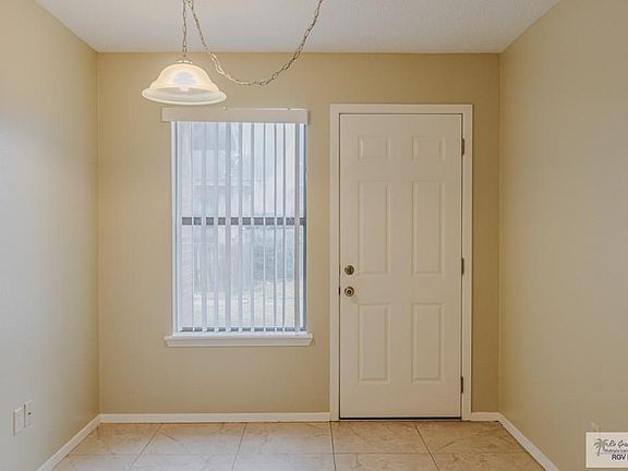 3rd image of 1000 Camelot Dr APT 6237
