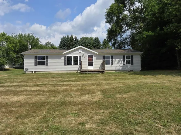 606 W Prospect St, Saint Louis, MI 48880
