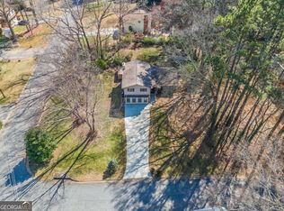 5266 Cobblestone Way NW, Lilburn, GA 30047