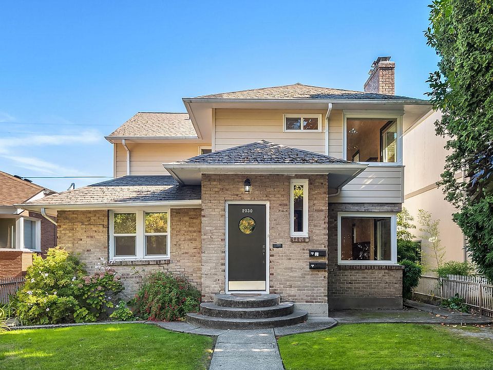 2030 McGilvra Blvd Duplex , top floor 1/br 1/ba