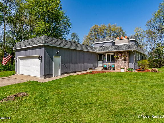 4th image of 9791 N 28th St