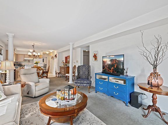 2nd image of 3448 Cuyler Ave APT 1