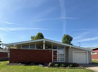 4924 Bayside Dr, Dayton, OH 45431