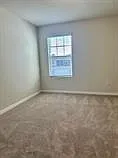 3 bed, 2.5 bath, 1699 sqft, $2,100 — Photo 4