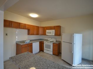 1135 Commonwealth Ave APT 4, Boston, MA 02134