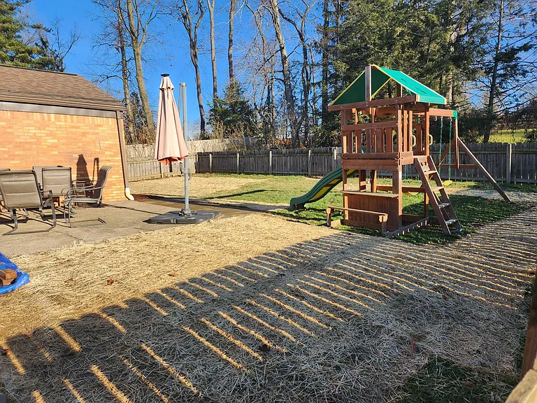2641 Milford Dr — Photo 31