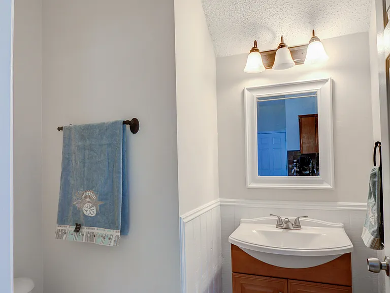 7238 Bellingham Oaks Blvd — Photo 10