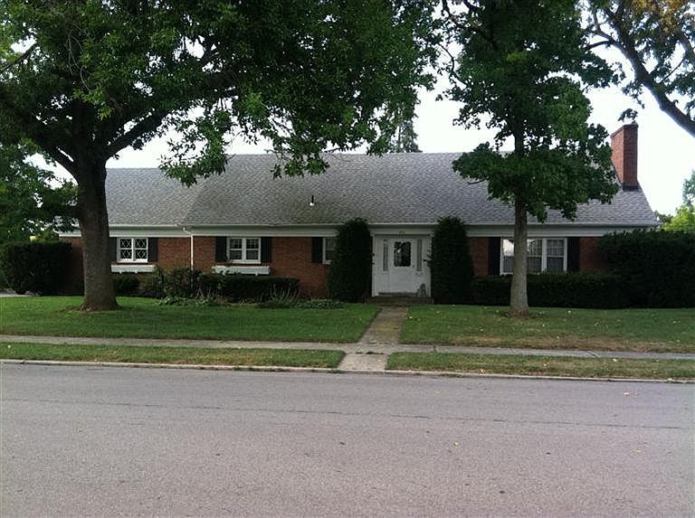 1st image of 421 E Pease Ave