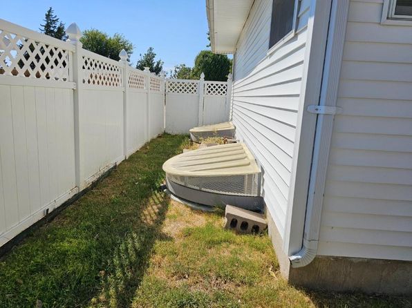118 N Maria St, Meade, KS 67864