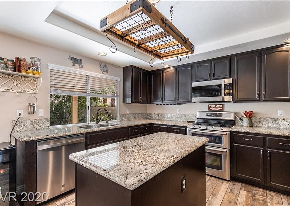 1st image of 9540 Orchid Bay Dr