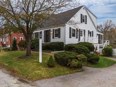 2 Bittersweet Ln, Newbury, MA, 01951