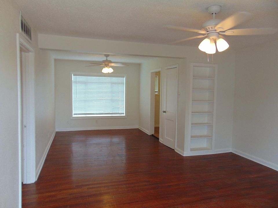 2nd image of 101 Darden Hill Rd #C
