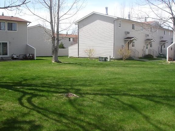 2nd image of 3285 Canyon Dr Unit 33