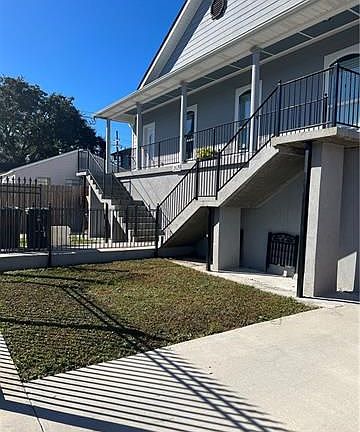 2nd image of 2621 Madrid St
