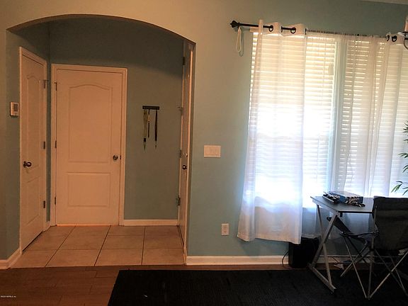2nd image of 625 Oakleaf Plantation Pkwy Unit 817