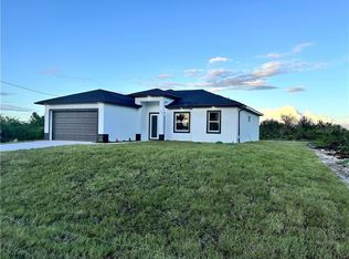 325 Paulcrest Ave, Lehigh Acres, FL 33974