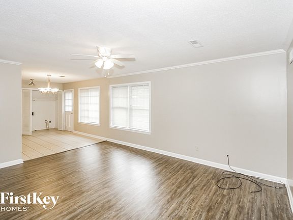 3rd image of 6319 Cheekwood Ave