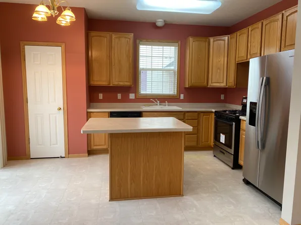 15222 Florist Cir, Apple Valley, MN 55124