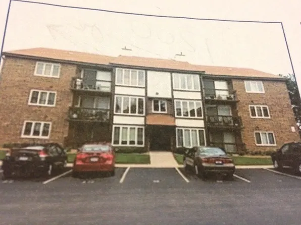 4900 Circle Ct APT 211, Crestwood, IL 60445