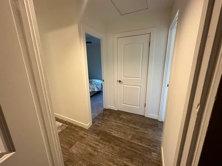 2897 E San Marino Rd — Photo 32