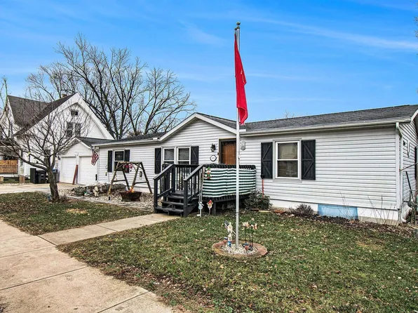 1029 Center St, Elkhart, IN 46516