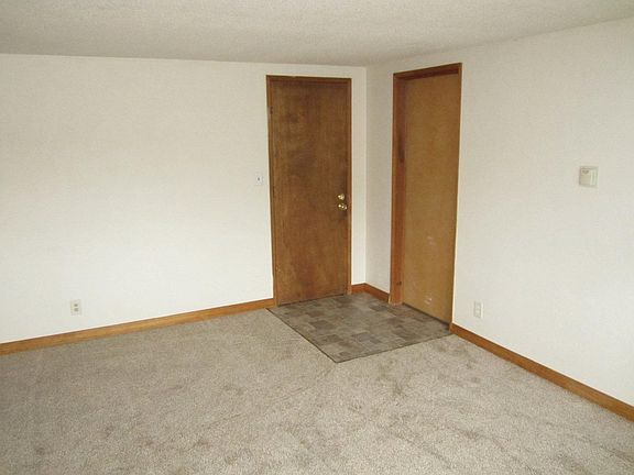 5th image of 412 N Ivy St #6
