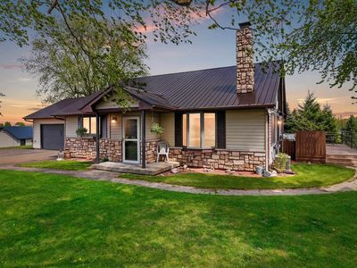 4360 Reighmoor Rd, Omro, WI, 54963