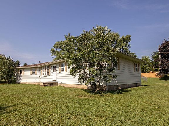 2nd image of 2311 Sheridan Dr
