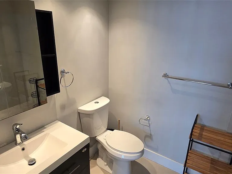 600 NE 36th St #1509 — Photo 10