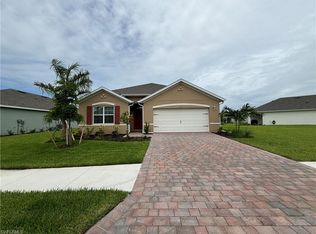 20383 Camino Torcido Loop, North Fort Myers, FL 33917