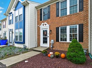 5 W Christina Pl, Newark, DE 19702