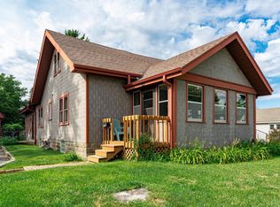 613 River Ln, Loves Park, IL 61111