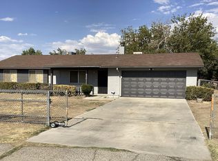 40636 172nd St E, Lake Los Angeles, CA 93535