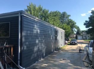 1212 W Sunset Dr, Sioux Falls, SD 57105
