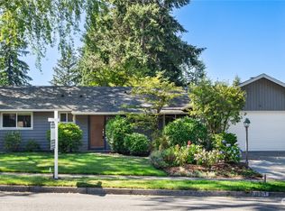 10217 163rd Ave NE, Redmond, WA 98052
