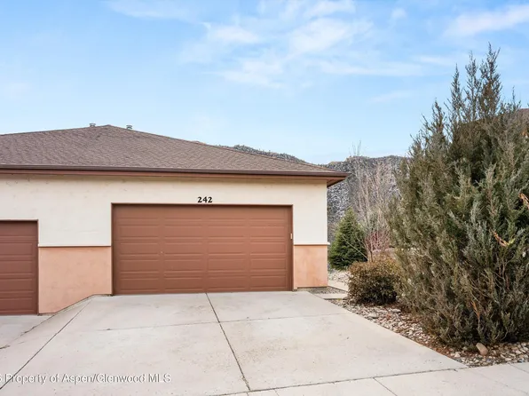 242 Castle Ridge Dr, New Castle, CO 81647