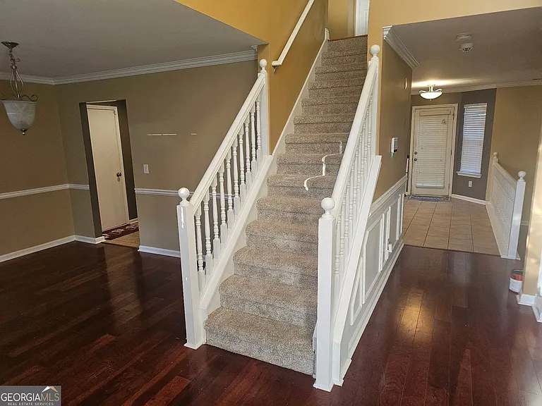 9376 Carnes Crossing Cir — Photo 7