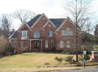 2625 Sledding Hill Rd, Oakton, VA 22124