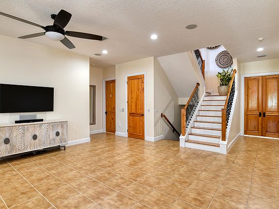 4th image of 201 N Forest Dune Dr