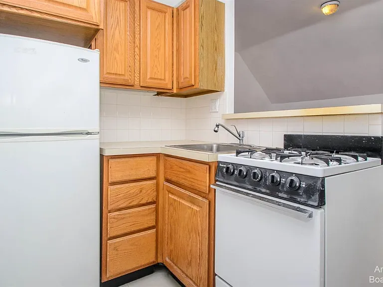 610 S Ashley St #2 — Photo 23