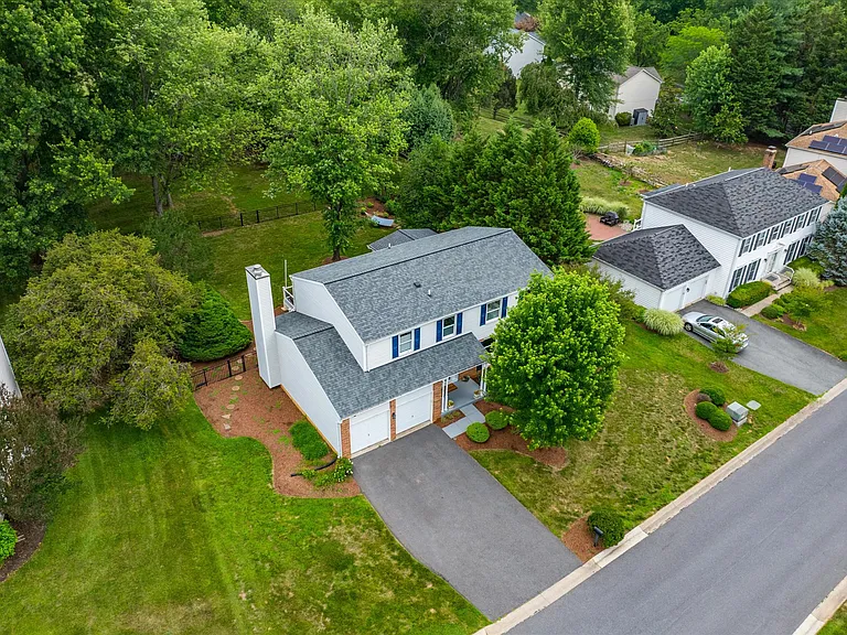 11209 Maine Cove Dr — Photo 40