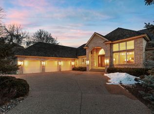 7101 Kenmare Dr, Bloomington, MN 55438