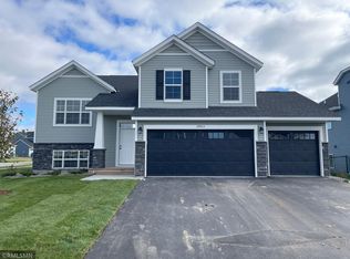 19953 English Ave N, Forest Lake, MN 55025